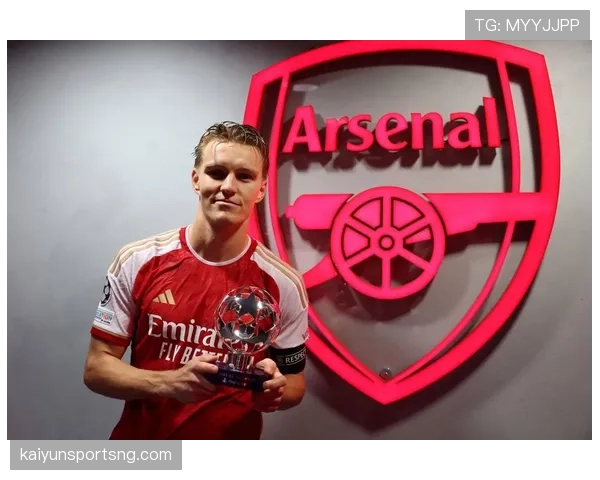 厄德高皇马生涯停滞的根源：战术定位、成长生态还是适应能力？