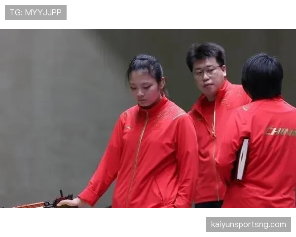 庞伟竟然用同一个运动鞋跑了半个赛季，这细节我服！